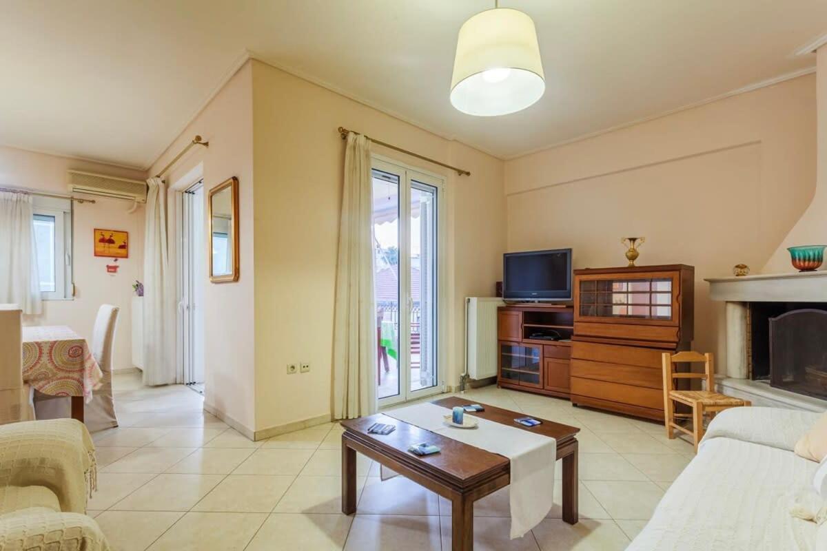 Spacious Urban Haven-Family Home, Perfect Location Kalamata Exterior foto